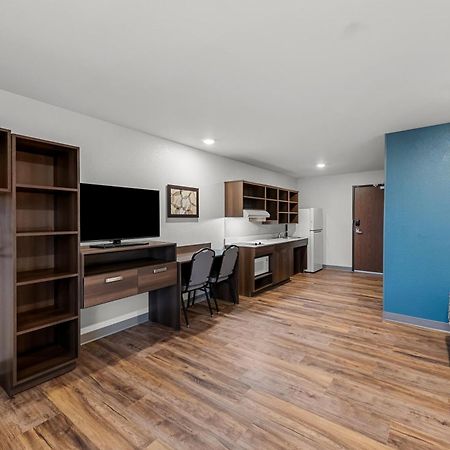 Woodspring Suites Kansas City Airport Esterno foto