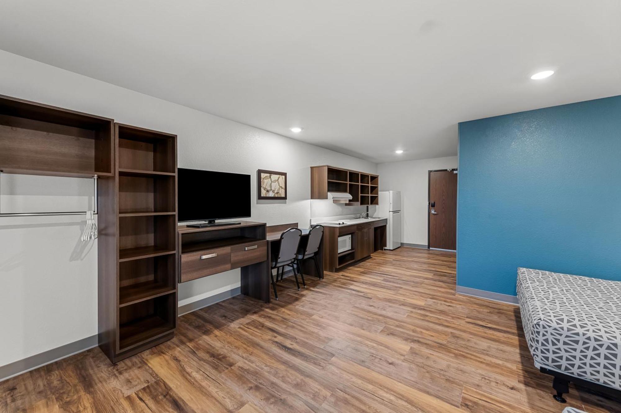 Woodspring Suites Kansas City Airport Esterno foto
