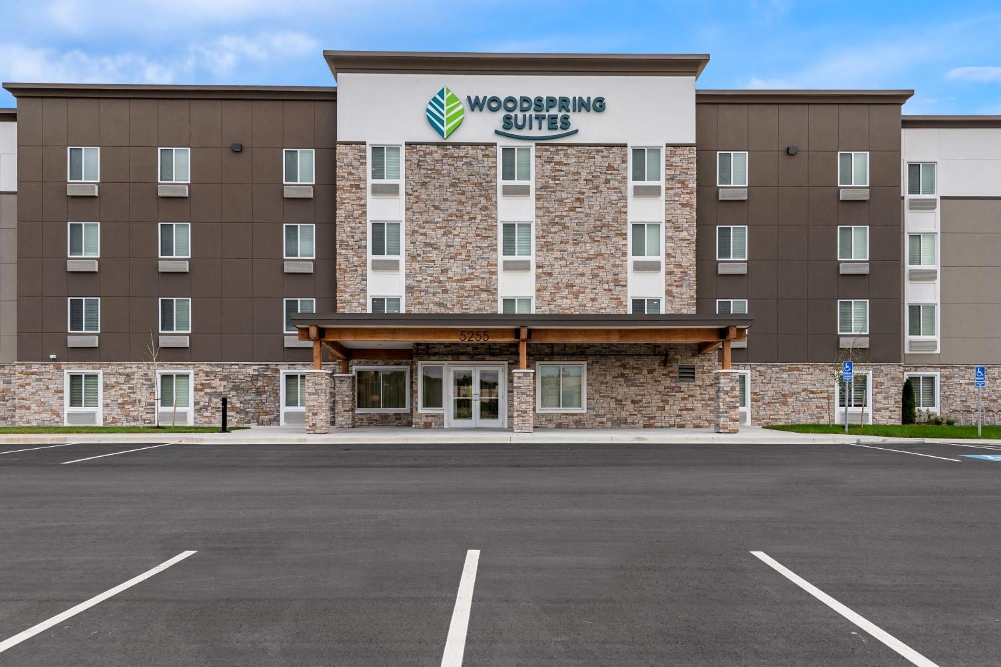 Woodspring Suites Kansas City Airport Esterno foto