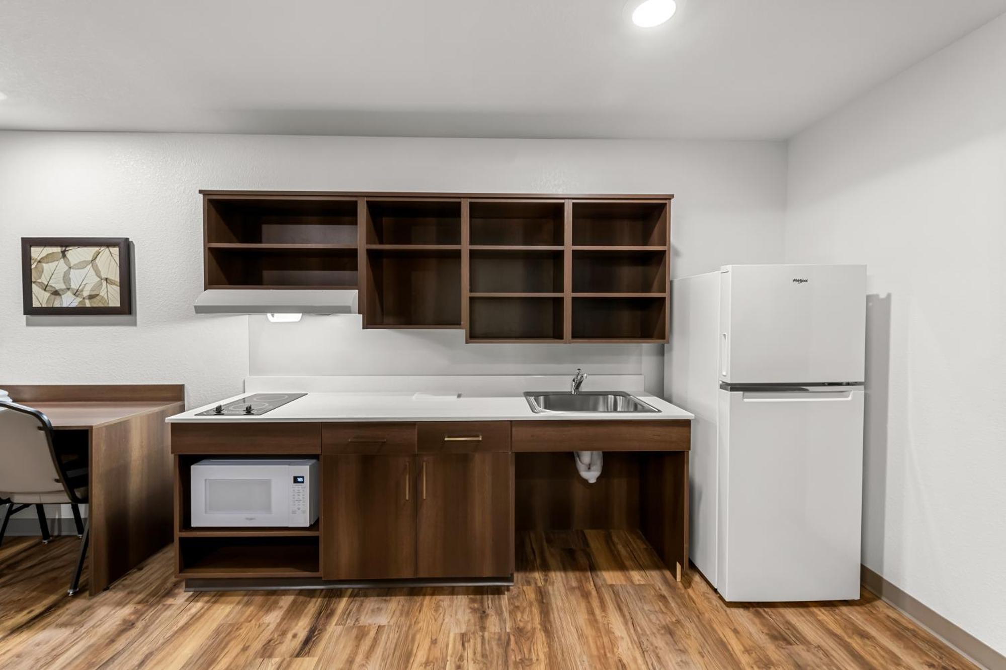 Woodspring Suites Kansas City Airport Esterno foto