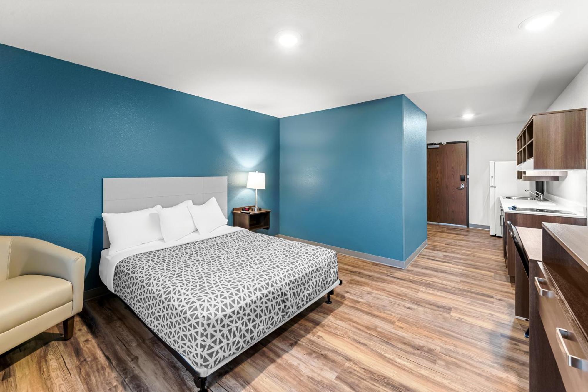 Woodspring Suites Kansas City Airport Esterno foto