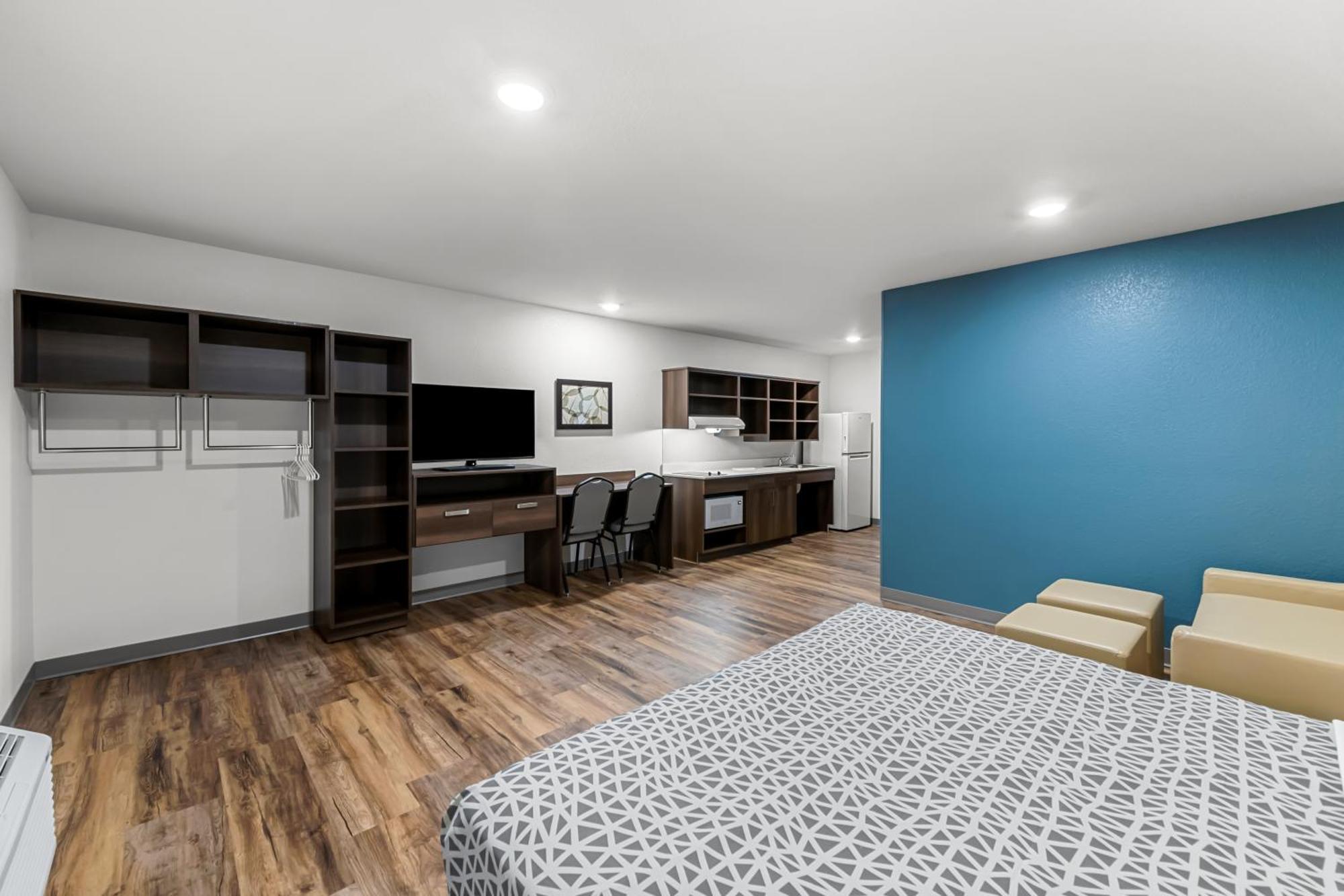 Woodspring Suites Kansas City Airport Esterno foto