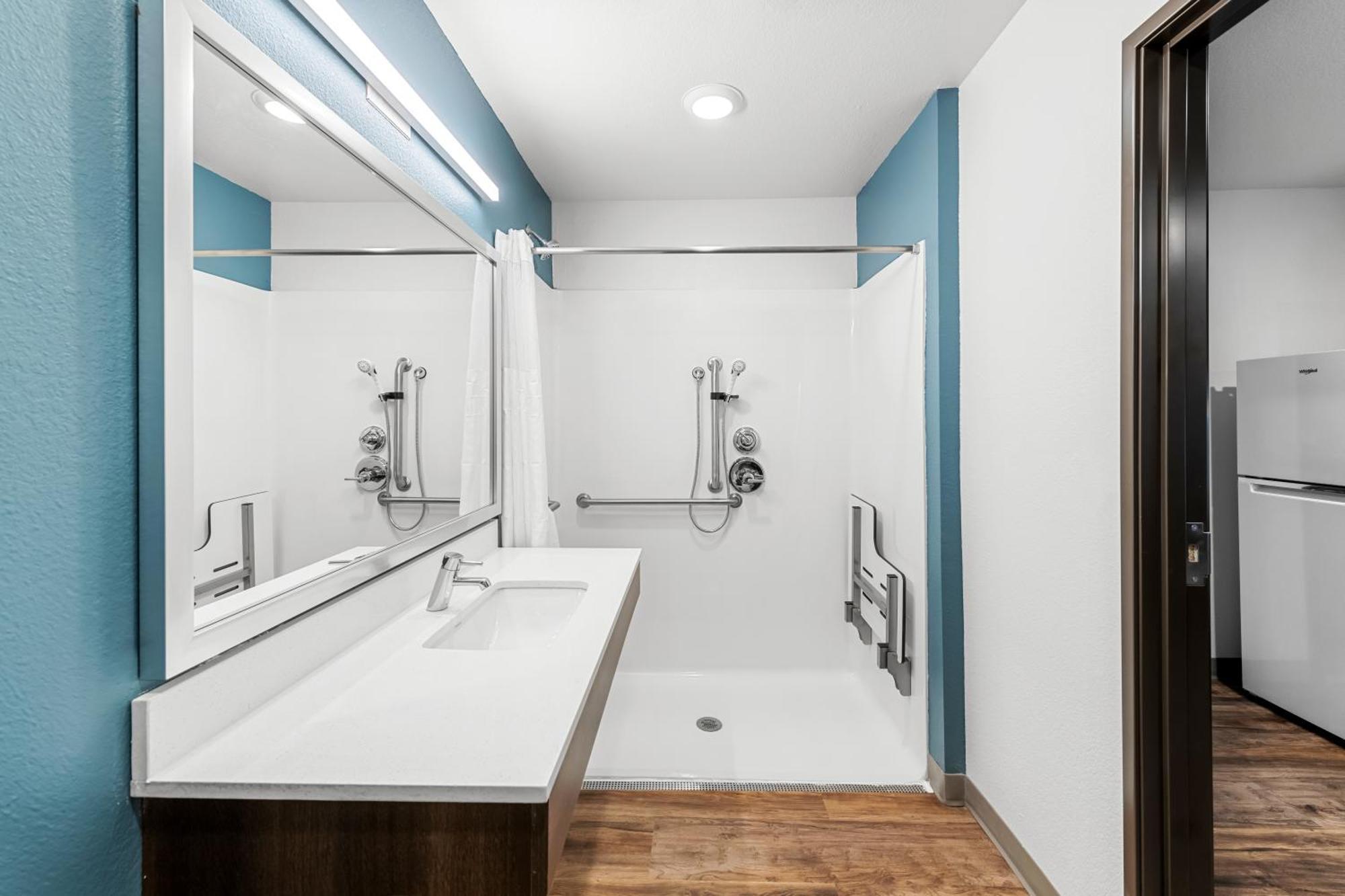 Woodspring Suites Kansas City Airport Esterno foto