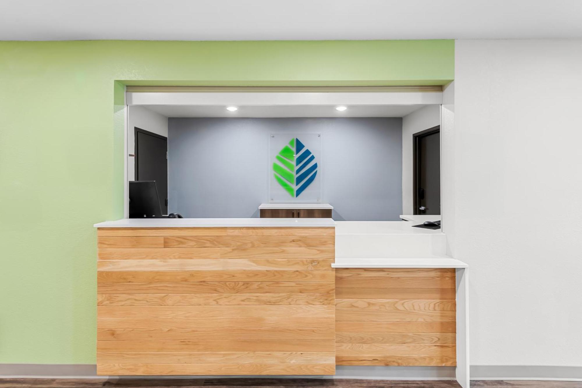 Woodspring Suites Kansas City Airport Esterno foto