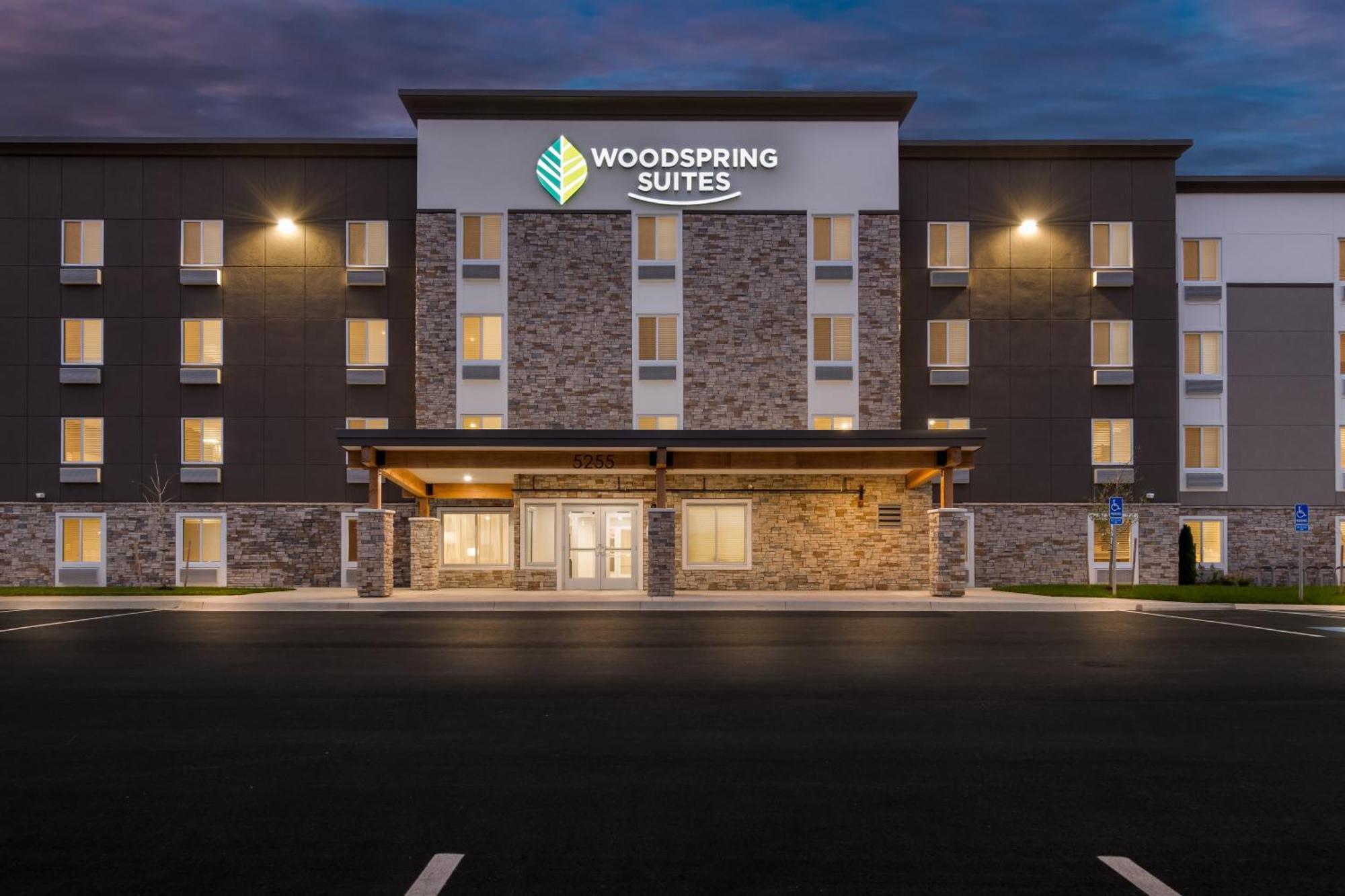 Woodspring Suites Kansas City Airport Esterno foto