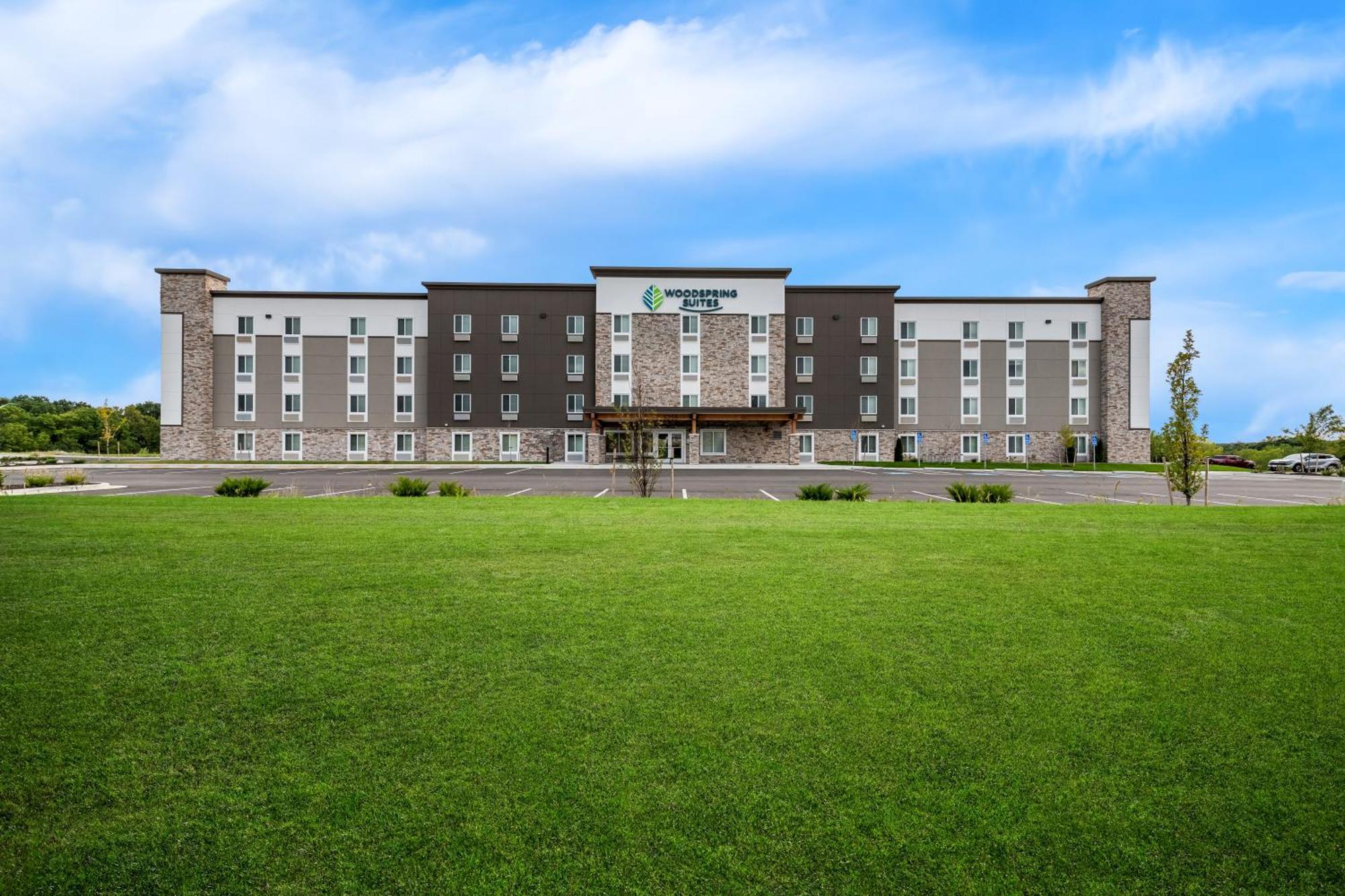 Woodspring Suites Kansas City Airport Esterno foto